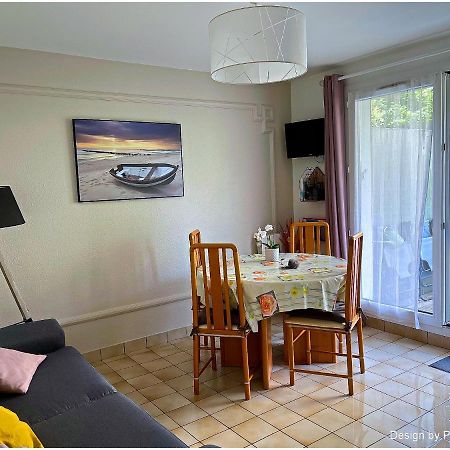 Cabourg, Appartement Plain Pied Avec Terrasse Acces Direct A La Plage ภายนอก รูปภาพ