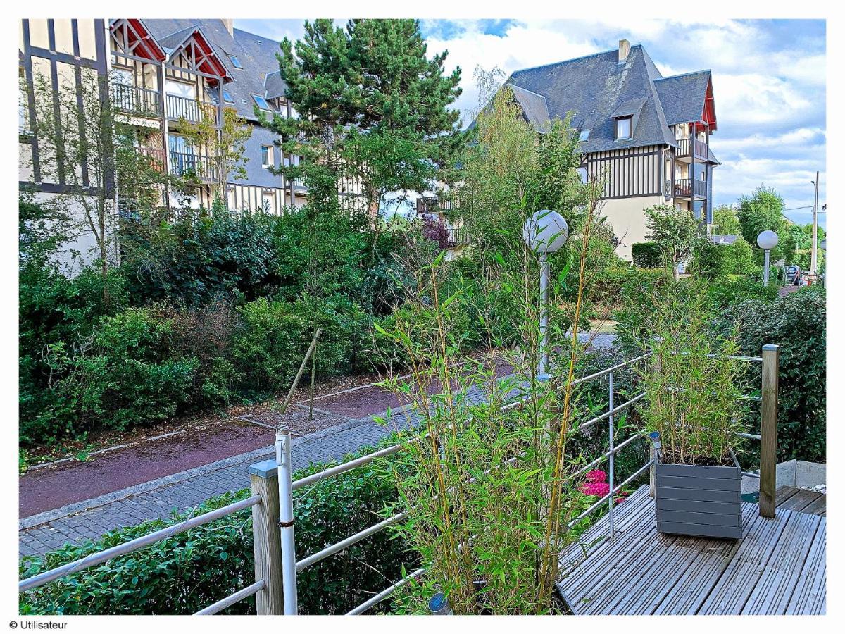 Cabourg, Appartement Plain Pied Avec Terrasse Acces Direct A La Plage ภายนอก รูปภาพ